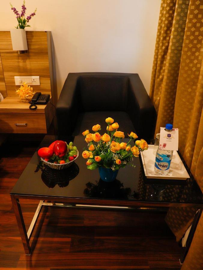 Hotel Rn Grand Vijayawāda 外观 照片